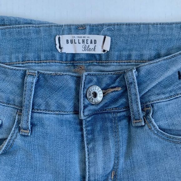 Bullhead | Blue Distressed Skinny Jeans - Picture 2 of 5